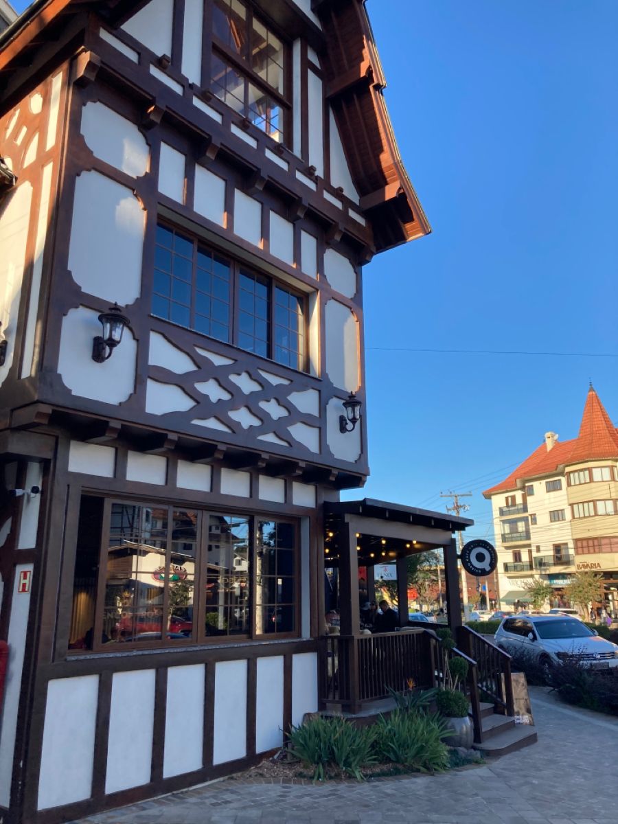 nova-petropolis-gramado-canela-onde-investir-apartamentos-serra-gaucha-2025-arquitetura-enxaimel